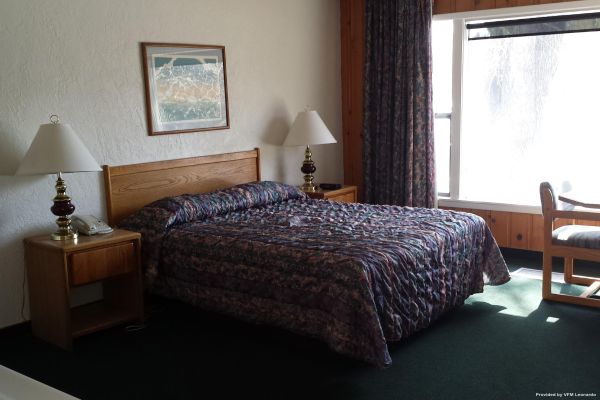 Bend Riverside Inn and Suites Bend